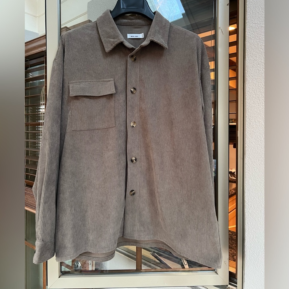Mod Ref Corduroy Shacket Size M - image 1